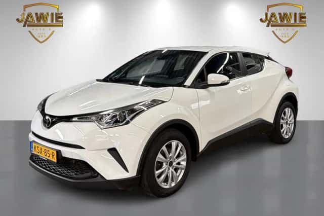 Toyota C-HR (2018) thumbnail 1