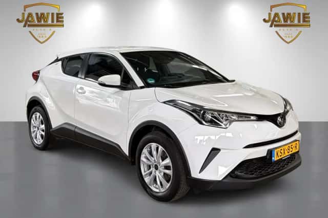 Toyota C-HR (2018) thumbnail 5