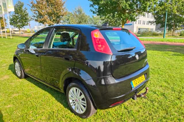 Fiat Grande Punto (2008) thumbnail 6