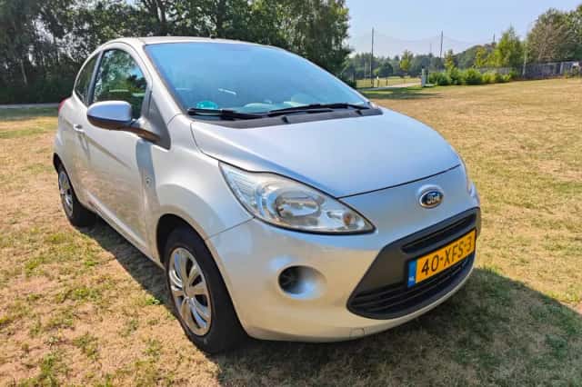 Ford Ka (2012) thumbnail 1