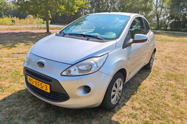 Ford Ka (2012) thumbnail 4