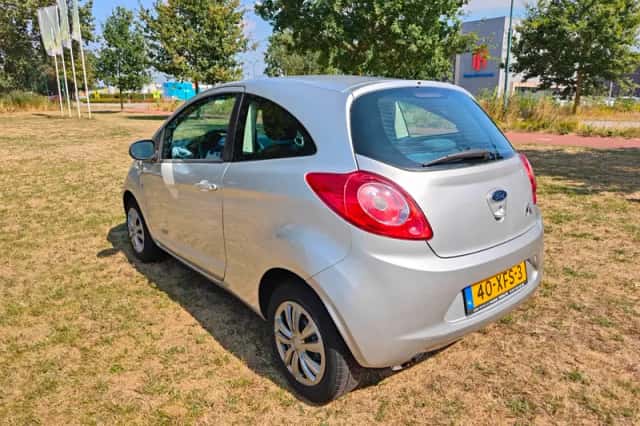 Ford Ka (2012) thumbnail 6