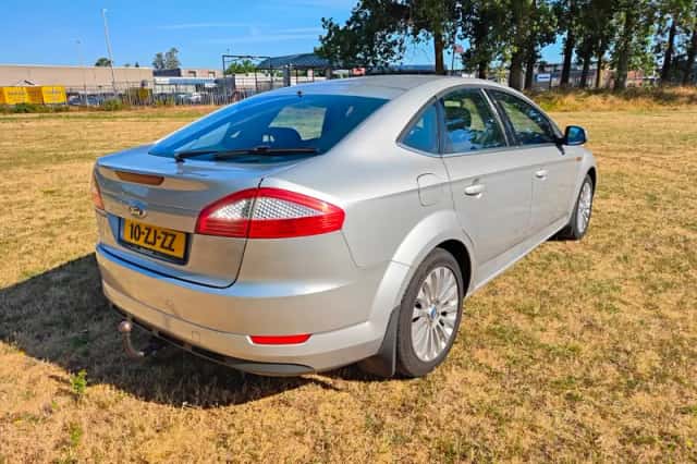 Ford Mondeo (2008) thumbnail 3