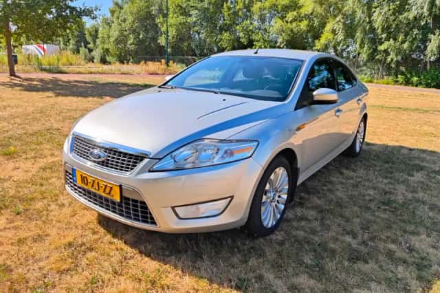Ford Mondeo (2008) thumbnail 4