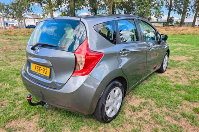 Nissan Note (2014) thumbnail 3