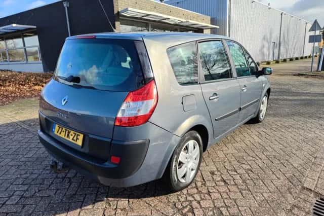 Renault Grand Scénic (2006) thumbnail 3