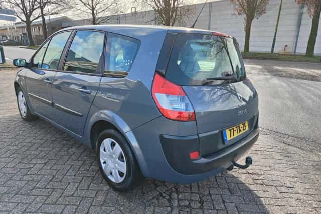 Renault Grand Scénic (2006) thumbnail 6