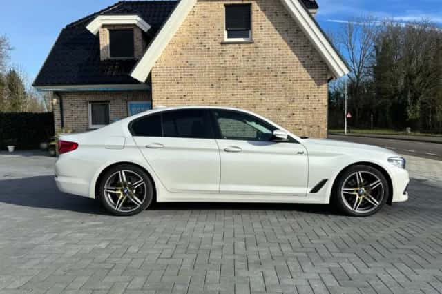 BMW 5-Serie (2017) thumbnail 4