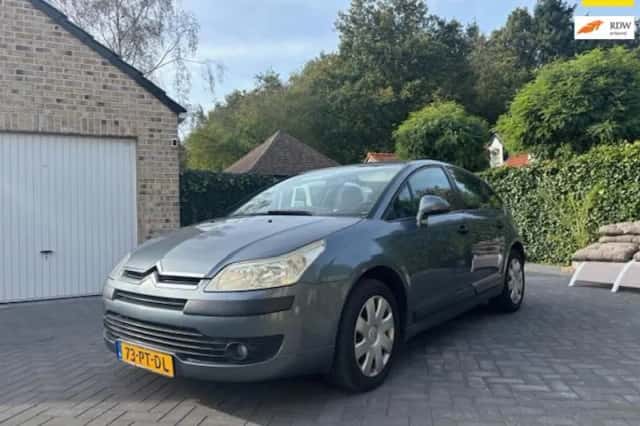 Citroën C4 (2004) thumbnail 1