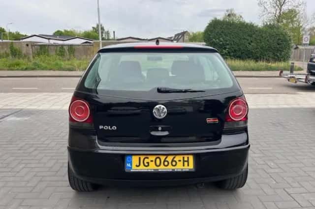 Volkswagen Polo (2006) thumbnail 5