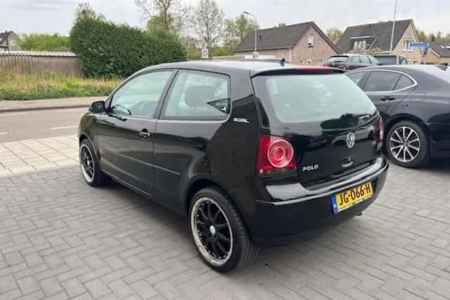 Volkswagen Polo (2006) thumbnail 6