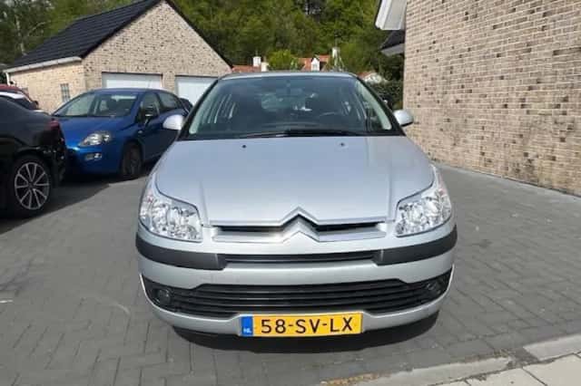 Citroën C4 (2006) thumbnail 2