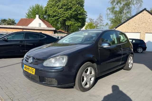 Volkswagen Golf (2004) thumbnail 1