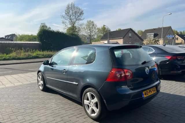 Volkswagen Golf (2004) thumbnail 6