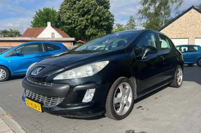 Peugeot 308 (2009) thumbnail 1