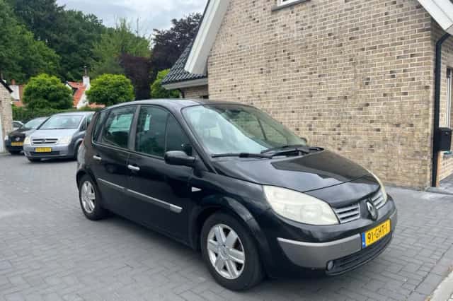 Renault Scénic (2005) thumbnail 4