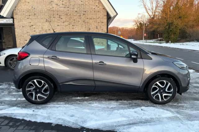 Renault Captur (2013) thumbnail 5