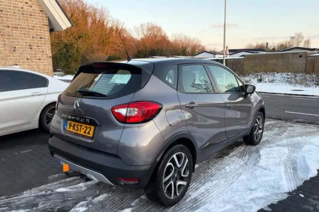 Renault Captur (2013) thumbnail 6