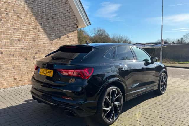 Audi Q3 (2021) thumbnail 6