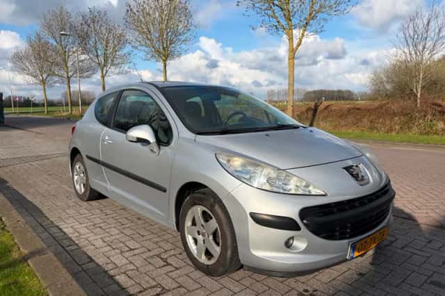 Peugeot 207 (2007) thumbnail 4
