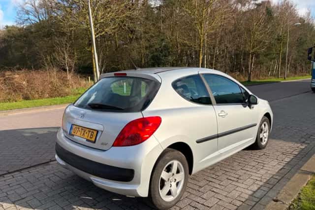 Peugeot 207 (2007) thumbnail 6