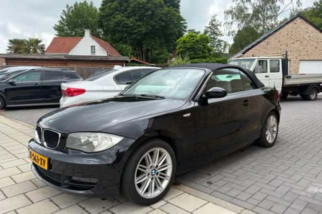 BMW 1-Serie (2008) thumbnail 1