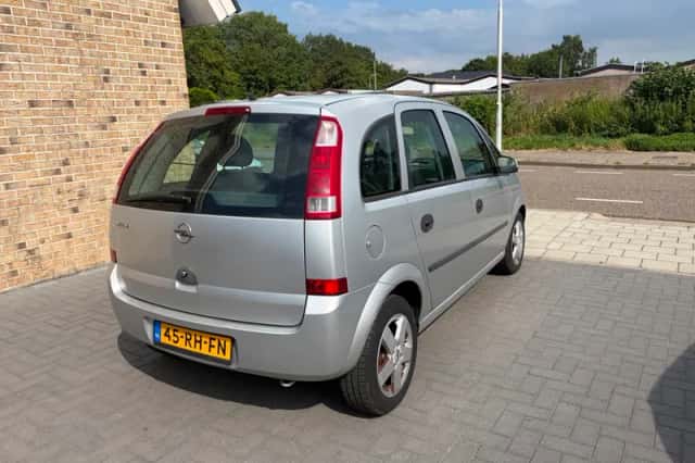 Opel Meriva (2005) thumbnail 4