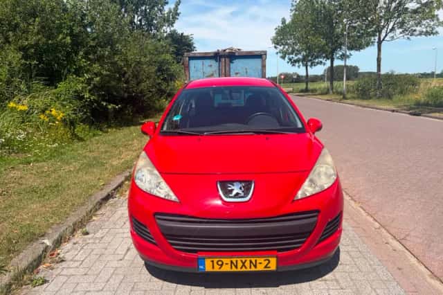 Peugeot 207 (2011) thumbnail 3