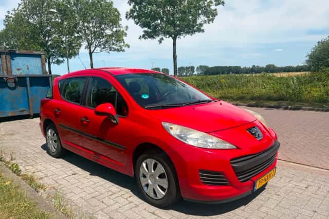 Peugeot 207 (2011) thumbnail 4