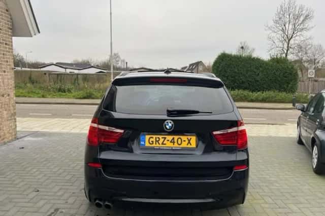 BMW X3 (2011) thumbnail 5