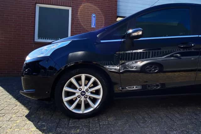 Ford B-Max (2017) thumbnail 4