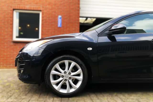 Mazda 3 (2011) thumbnail 3