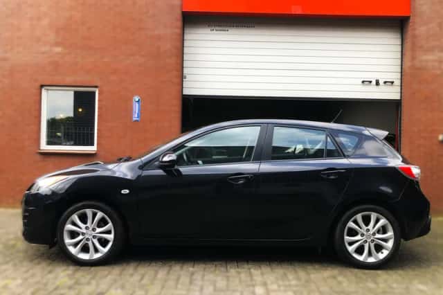 Mazda 3 (2011) thumbnail 4