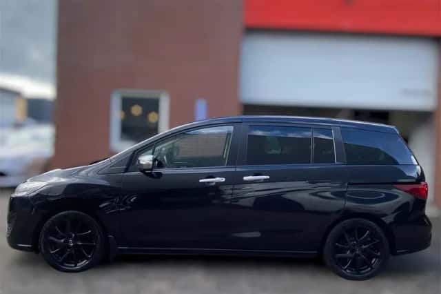 Mazda 5 (2014) thumbnail 4
