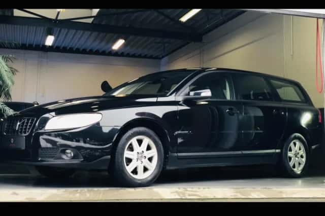 Volvo V70 (2009) thumbnail 2