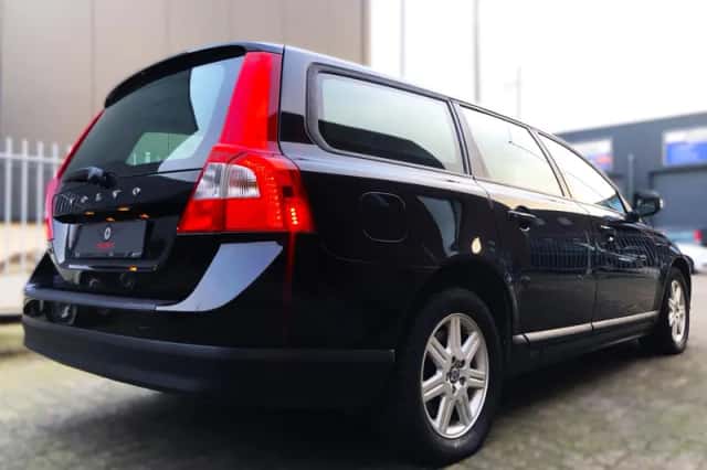Volvo V70 (2009) thumbnail 4