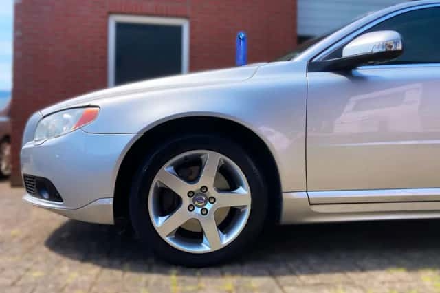Volvo V70 (2007) thumbnail 4