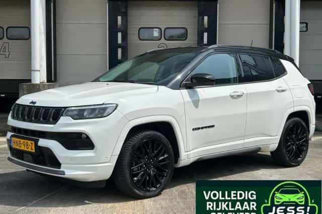 Jeep Compass (2022) thumbnail 1