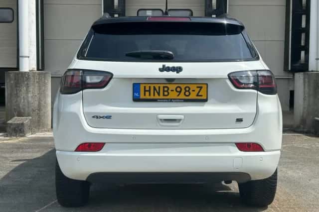 Jeep Compass (2022) thumbnail 4