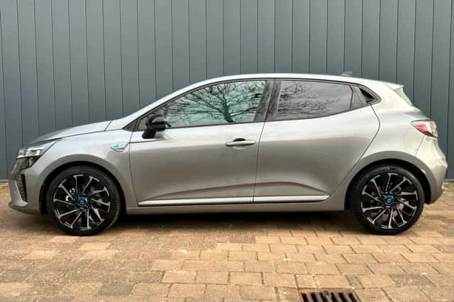 Renault Clio (2024) thumbnail 5