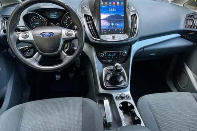Ford C-Max (2011) thumbnail 5