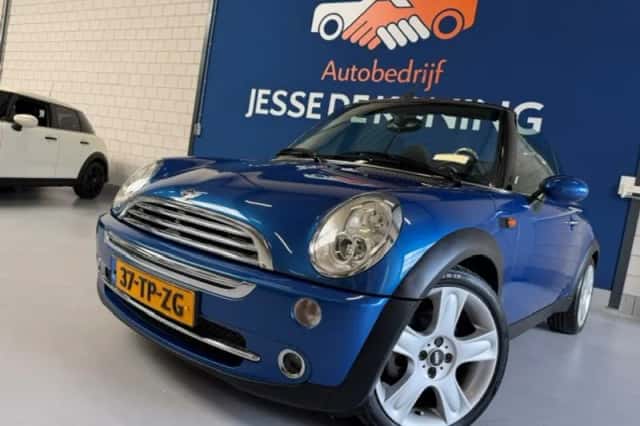 MINI Cabrio (2007) thumbnail 1