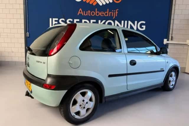 Opel Corsa (2002) thumbnail 4