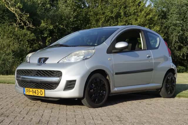 Peugeot 107 (2011) thumbnail 1