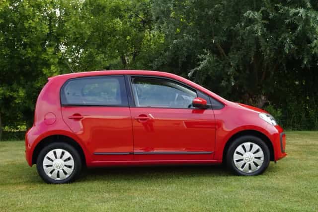 Volkswagen Up! (2018) thumbnail 4