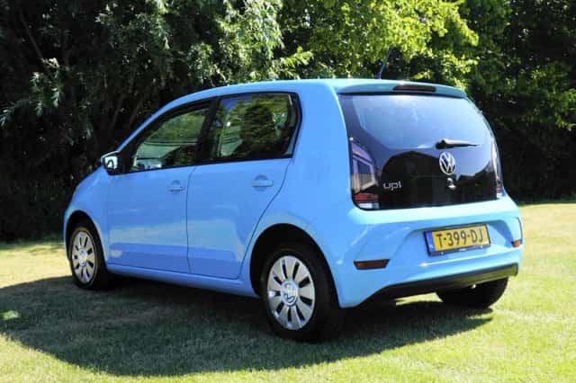 Volkswagen Up! (2023) thumbnail 2