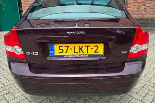 Volvo S40 (2004) thumbnail 6