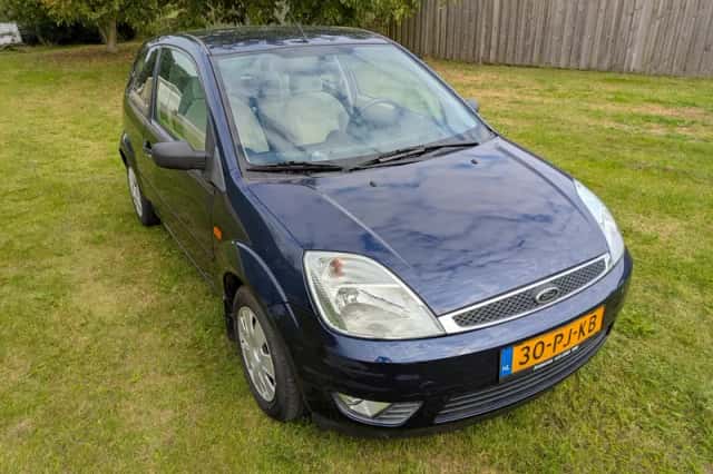 Ford Fiesta (2004) thumbnail 1