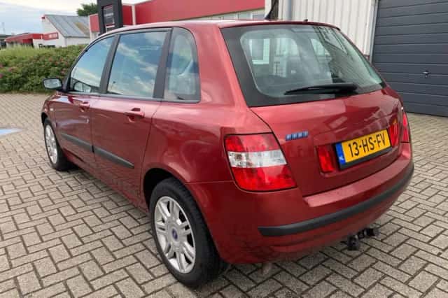 Fiat Stilo (2001) thumbnail 4