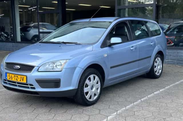 Ford Focus (2007) thumbnail 3